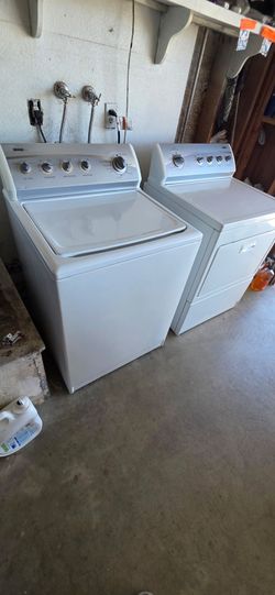 Kenmore 800 washer and gas dryer set