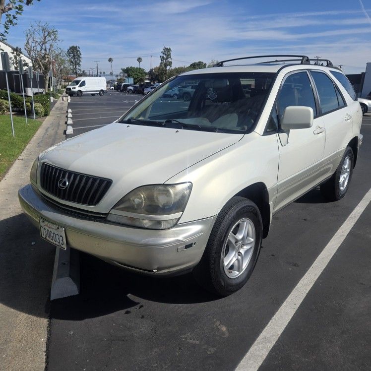 1999 Lexus Rx 300 for Sale in Costa Mesa, CA - OfferUp