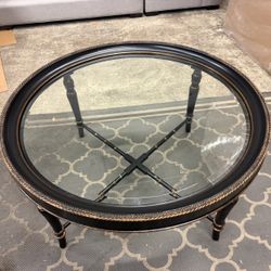 Round Cocktail Table
