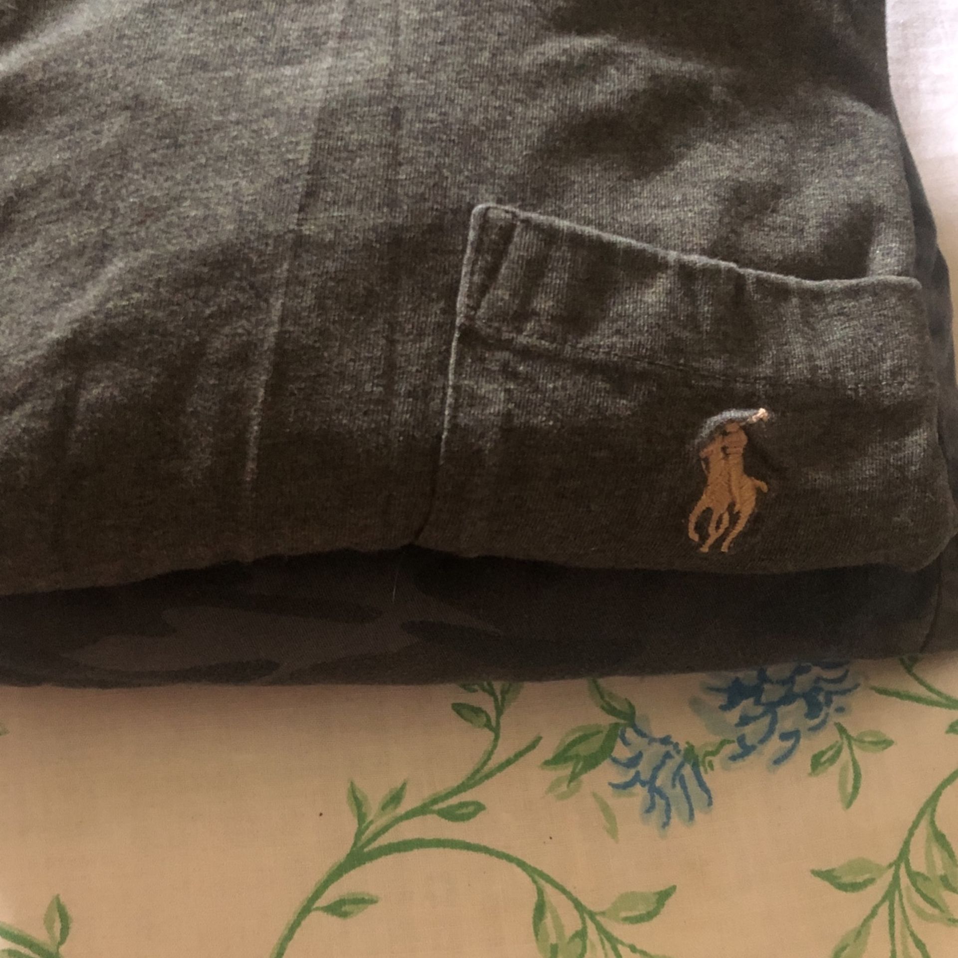 Polo Olive Green T shirt/Camo Style Joggers Men Small