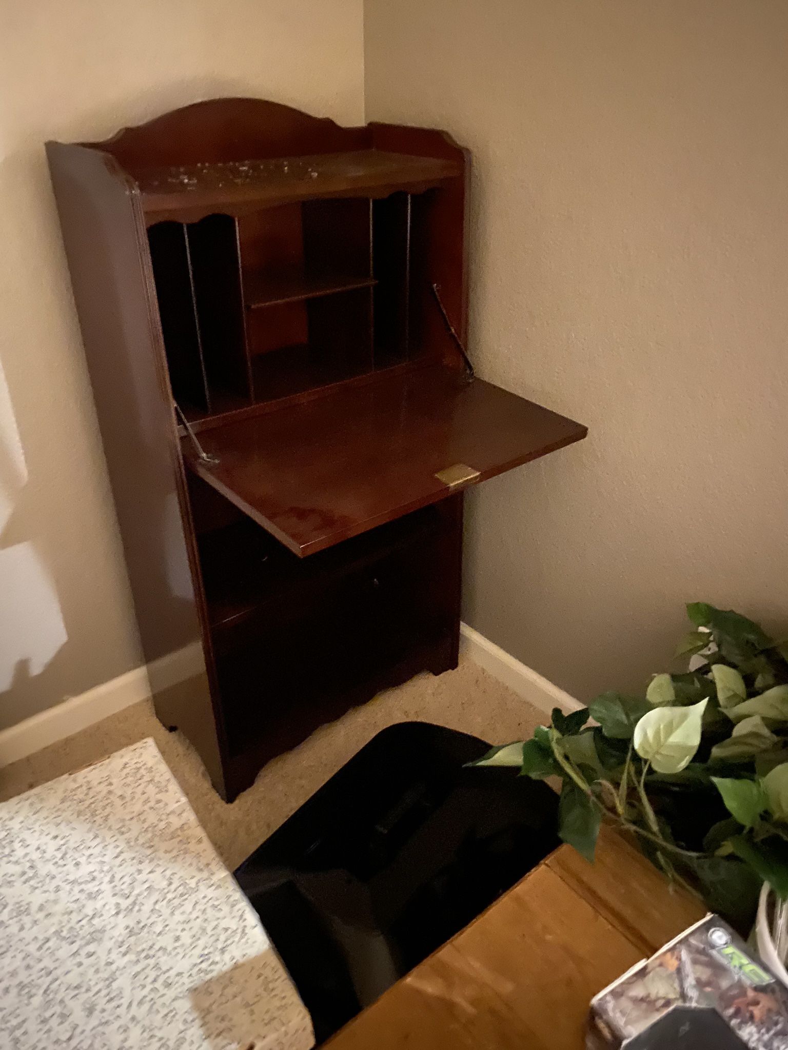 Antique Letter Desk, Like New, With Key!! Was Doing to Sell For 100.00. Only Interested Parties…. Have Antique Gurue Coming Friday