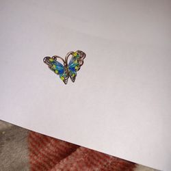 Vtg BUTTERFLY PENDANT