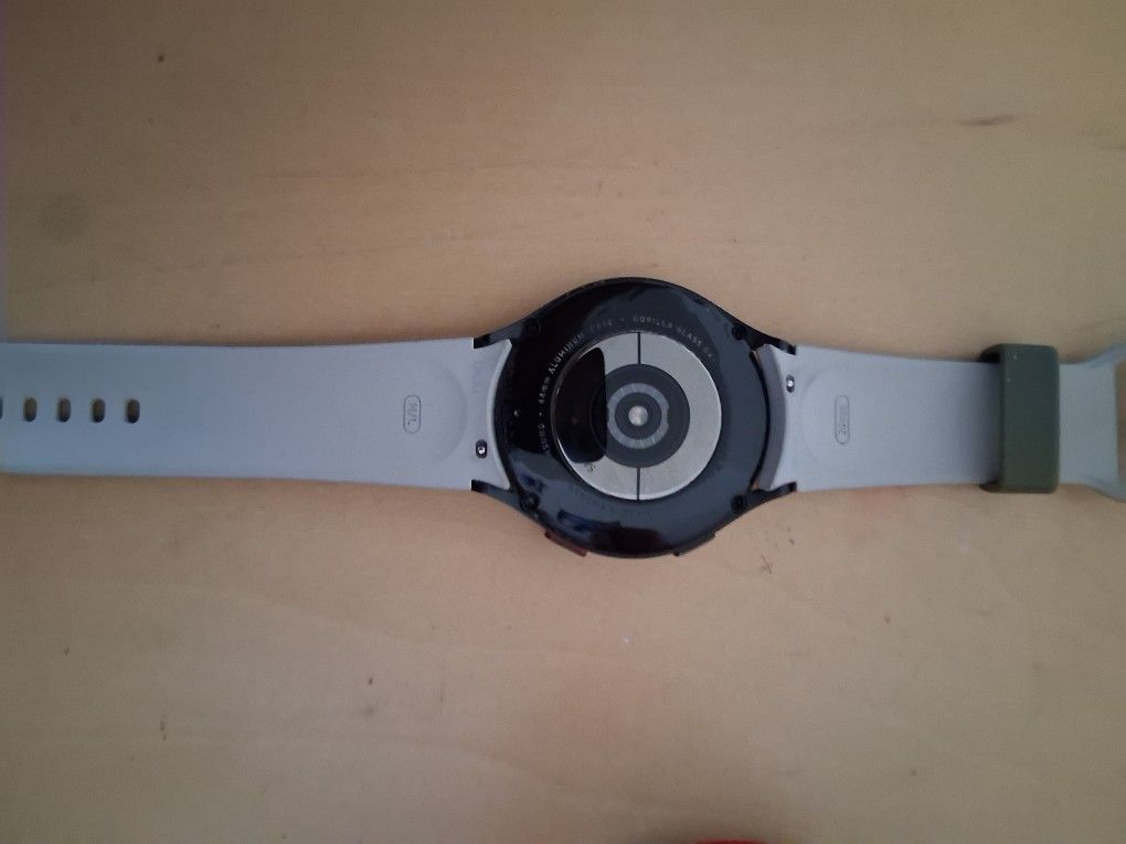 Samsung Watch 4