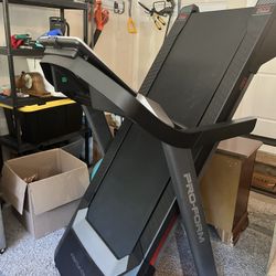 Proform Rebound 2000 Treadmill - Like New!!