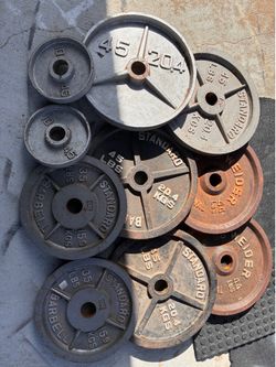 Olympic plates and bar
