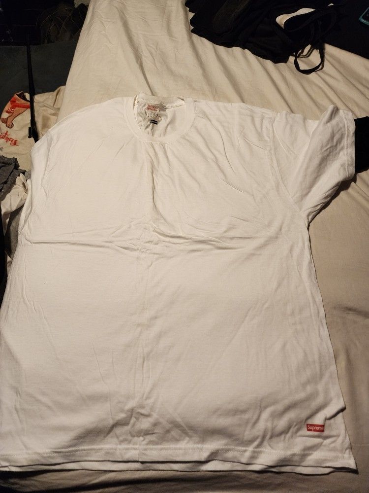 Hanes Supreme White Shirt Size 2xl