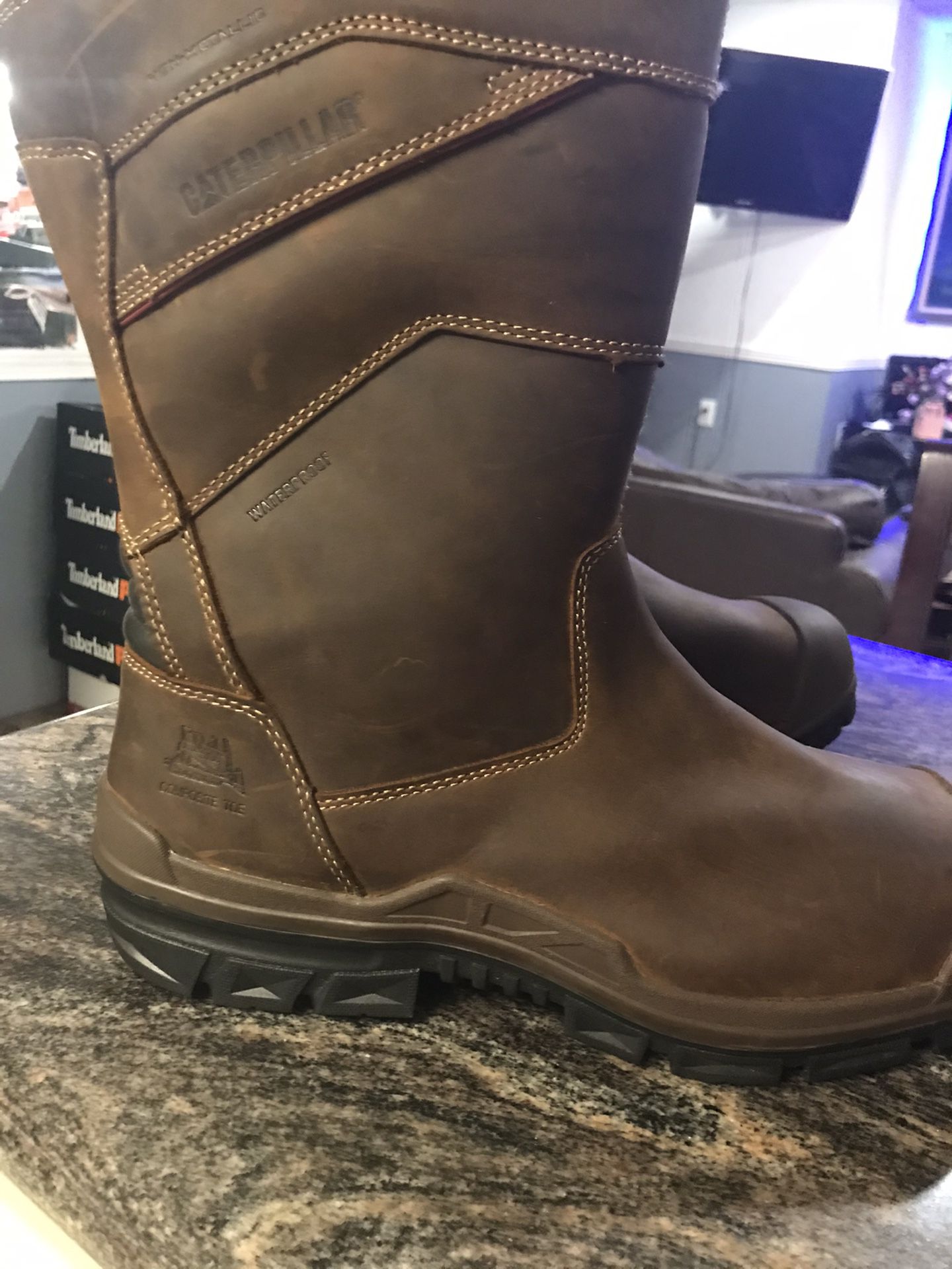 Work boots//Caterpillar//New/Men's Differential Waterproof Composite Toe Work Boot//size (13) //New//Without box //Special deal.