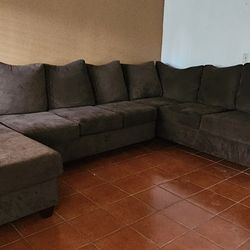 Brown Micofiber Sectional Couch