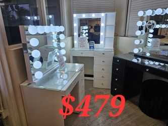 VANITY AND MIRROR SET SPECIAL FINANCING NOW AVAILABLE IS VERY EASY TO QUALIFY NO CREDIT CHECK