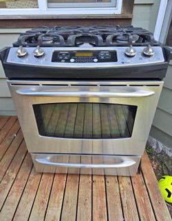 GE profile Gas stove