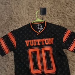 Louis V Jersey