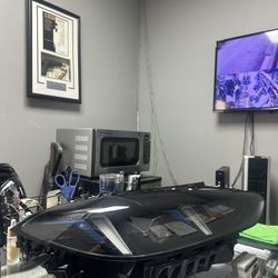 BMW M3/M4 430i 440i I4  SHADOWLINE BLACK AND BLUE ORIGINAL  RIGHT PASSENGER LED HEADLIGHT HOUSING 2025