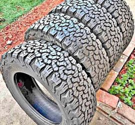 275 65 18 Bfgoodrich ko2 Tires Con 80% de Vida Las 4
