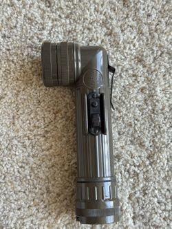 Military Flashlight MX-991/U – Angle-Head, OD Green, Red Filter