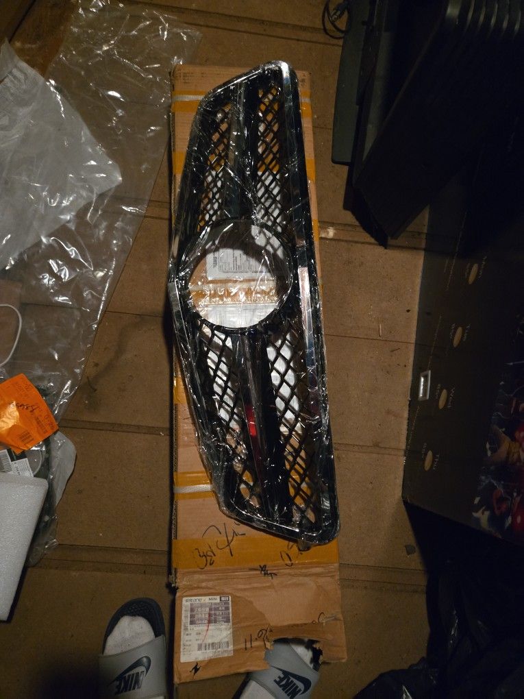 Mercedes-Benz, W205 C-300 Class 2008 Front Grill