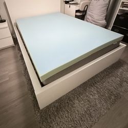 Bed Frame w/ Mattress LIKE NEW!