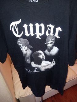 Men's Tupac Shirt XXL Like New 