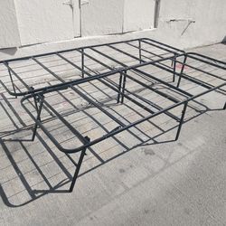 2 TWINS SIZE METAL BASE