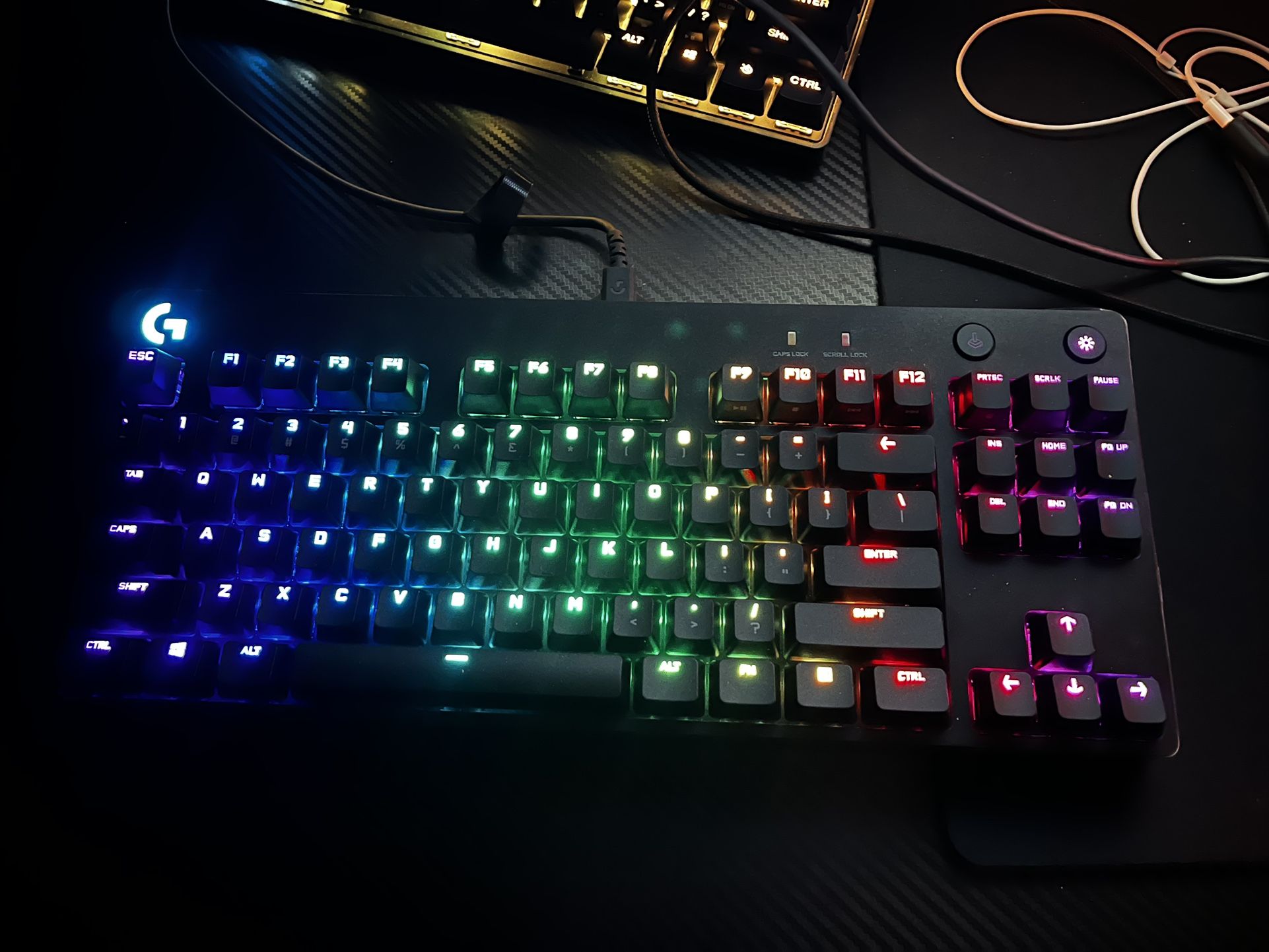 Keyboard Logitech Pro