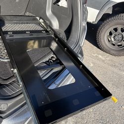Tray Slide Out Mount For Vans /Buld Outs