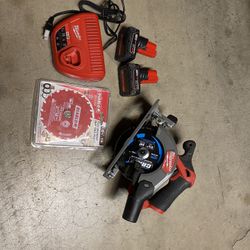 Milwaukee 5-1/2 Inch 12 V Circular Saw- 2 Battery 3 Amp - Charger And Extra Diablo Blade 
