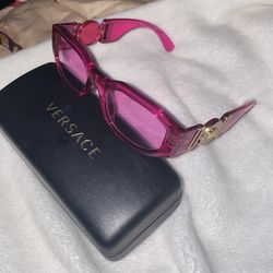 Versace pink women’s glasses new! With case $200