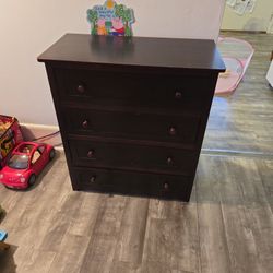 4 Drawer Dresser