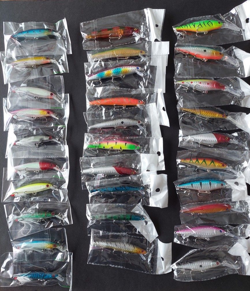 Bass Pike Fishing Lures Minnow Baits 