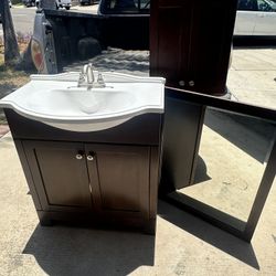 Mocha 3 Piece Bathroom Set. 