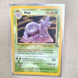 Muk Base Set Holo