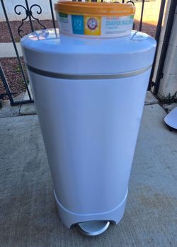 Munchkin Diaper Pail!