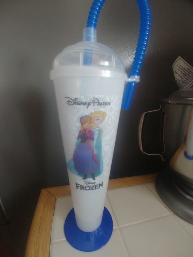 NEW Frozen cups