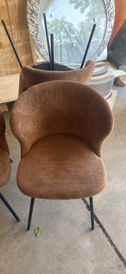 8 chairs
