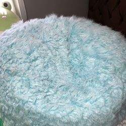 Pottery Barn Teen Bean Bag.  Large 