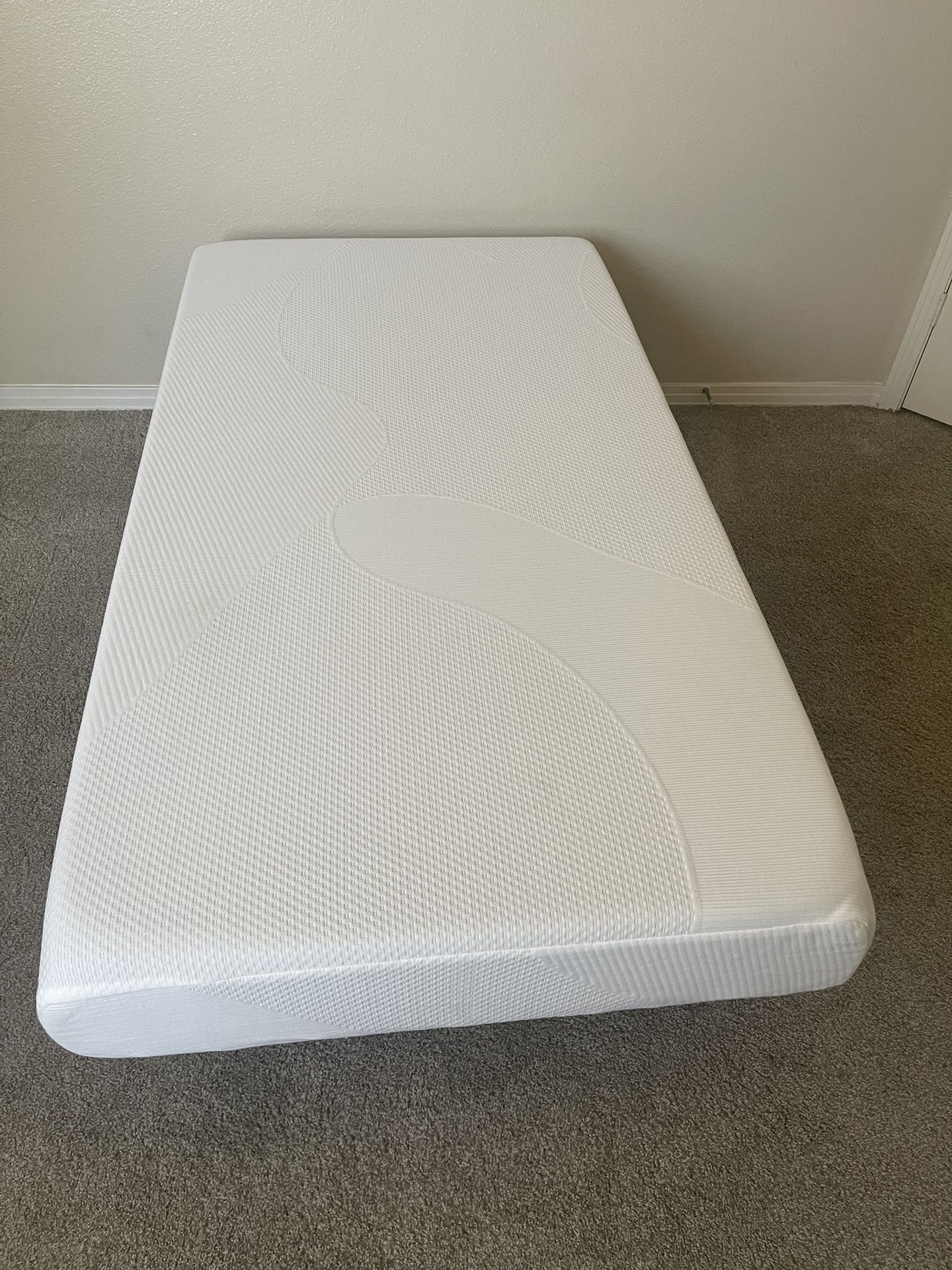 Twin Memory Foam Mattress And Twin Frame