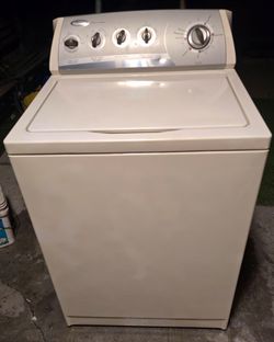 Lavadora Whirpool Heavy Duty Con Garantía Lusiendo Y Trabajando Exelente $300