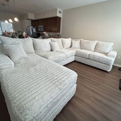 Brand New Comfy Super Plush Corduroy Sectional Set 