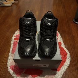 Black Balenciaga Runner Size 11