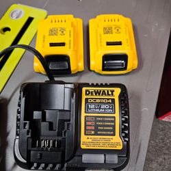 DEWALT 20V  2.0 BATTERIES AND CHARGER