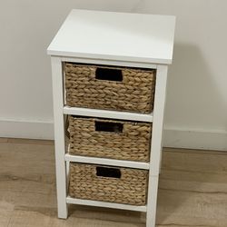 $30 - WHITE CHEST - 3 DRAWER