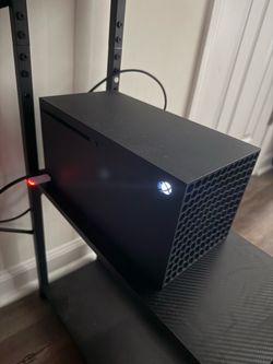 Black Xbox X 1TB and set up