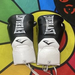 Everlast Elite Pro Fight Glove