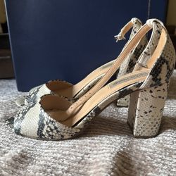 Steve Madden Snake Print Size 8 Nude/Black