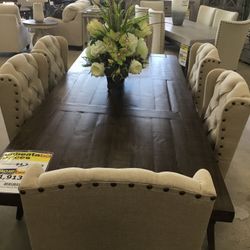 7 Pc Dinning Room Table 