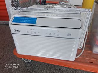 Midea Air  Conditioner/Heater