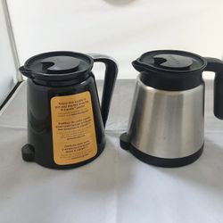 Two Keurig 2.0 Insulated Coffee Carafe 