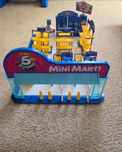 Mini Mart Mini Brands set