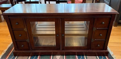 TV Cabinet with drawers