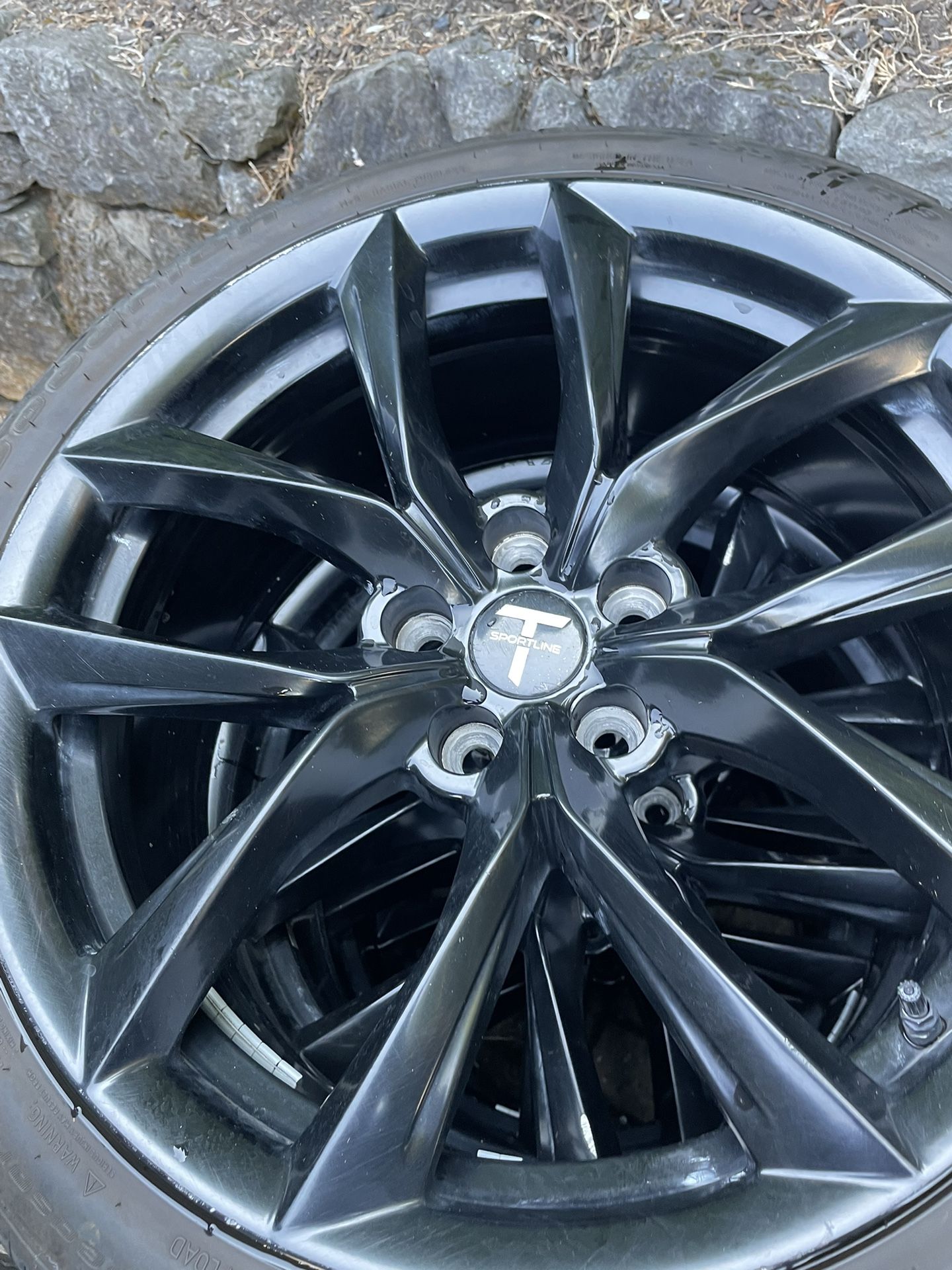 T Sportline Wheels With tires 235/40 R19 For Tesla model 3