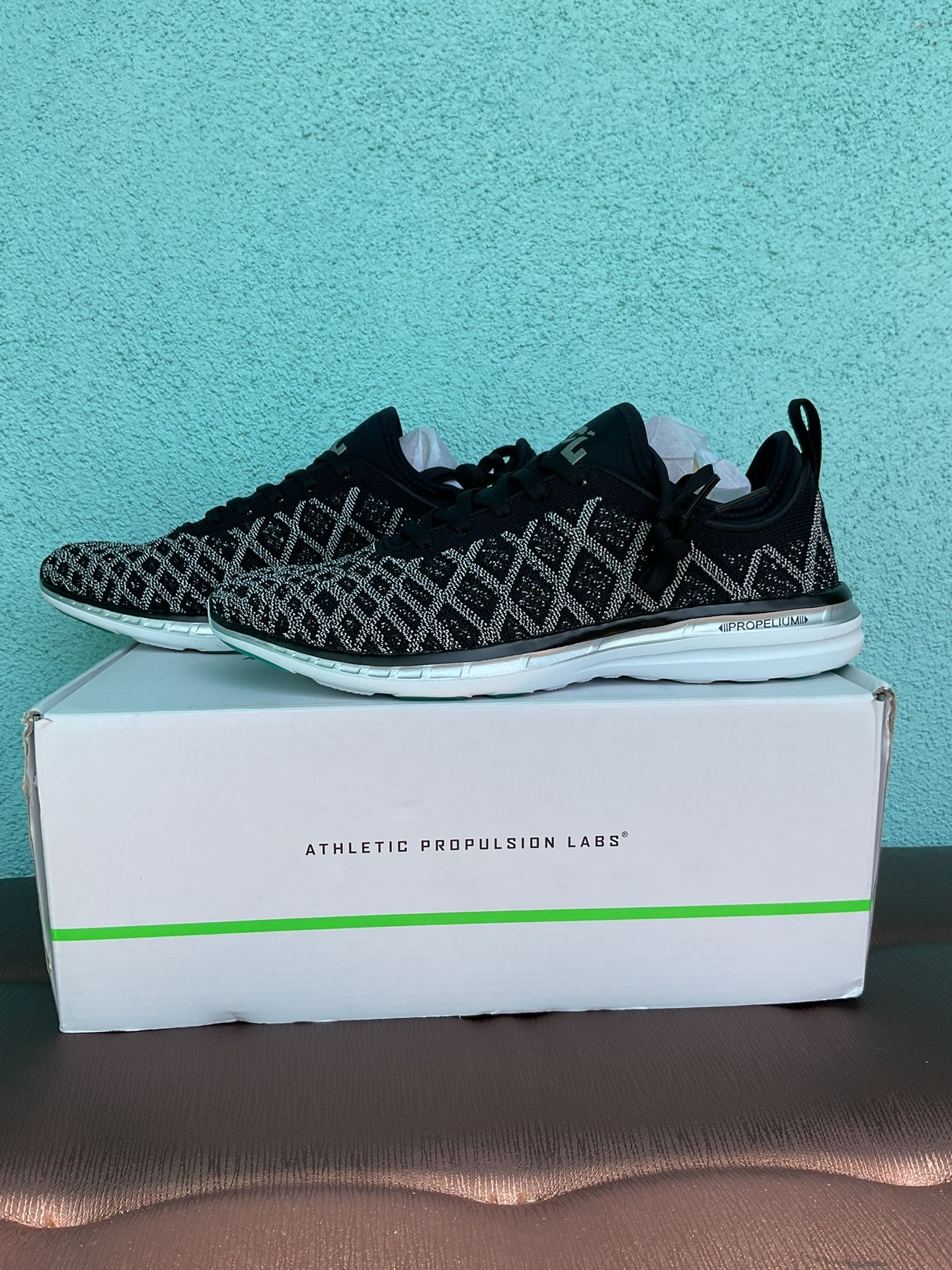 APL Techloom Phantom M Black/Chrome Size 8 Women